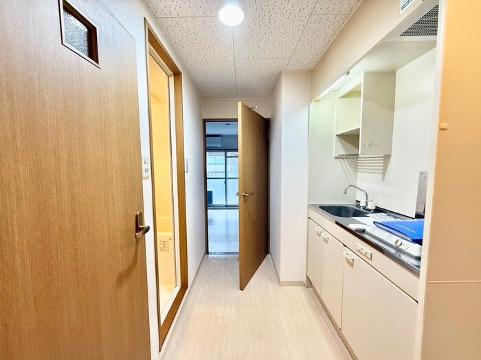 物件内観写真19　(廊下)