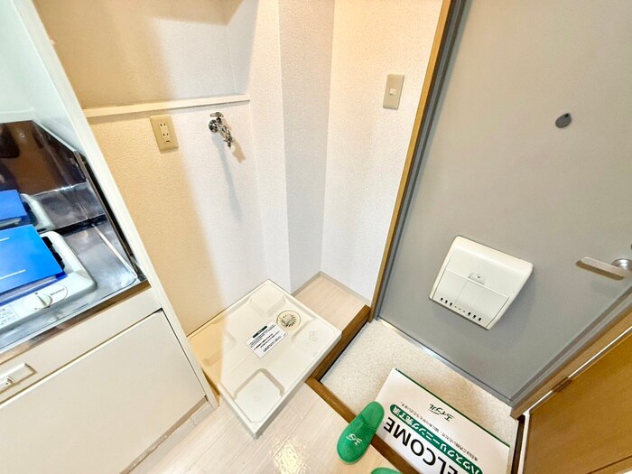 物件内観写真20　(洗濯機置場)