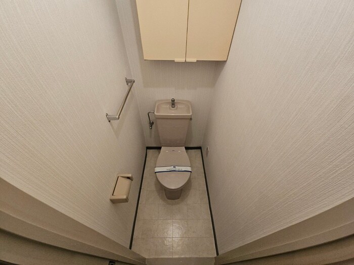 物件内観写真11　(トイレ)