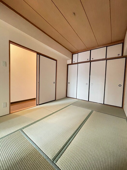 物件内観写真15　(居室)