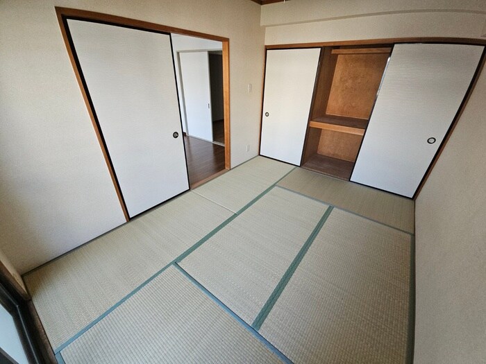 物件内観写真16　(居室)