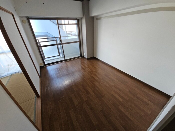 物件内観写真17　(居室)