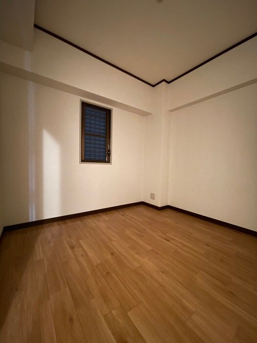 物件内観写真18　(居室)