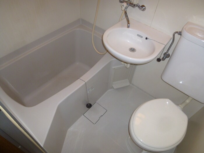 物件内観写真8　(バス／シャワールーム等)