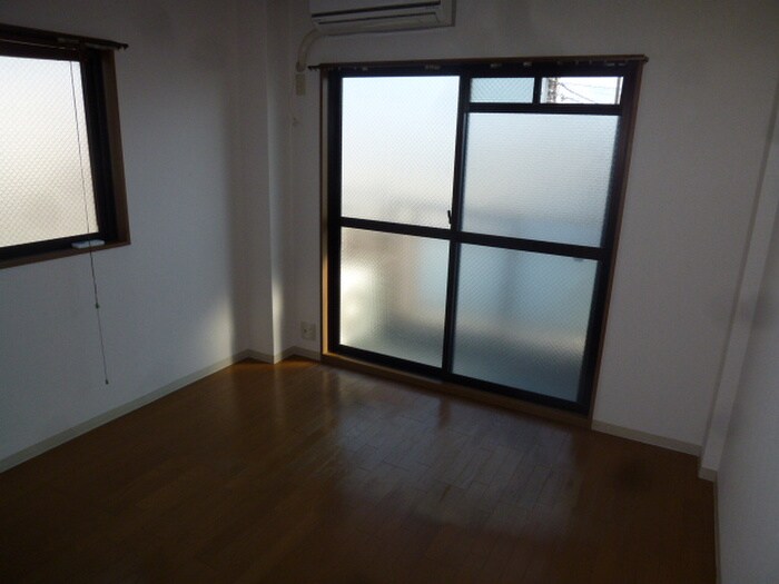 物件内観写真11　(居室)