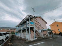 一本松アパートの外観写真