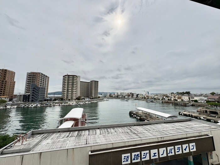 物件内観写真9　(室内からの展望)