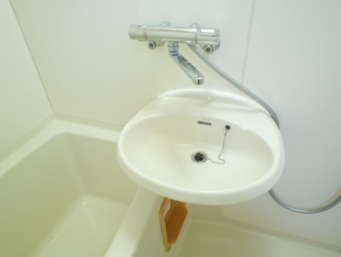 物件内観写真10　(洗面)