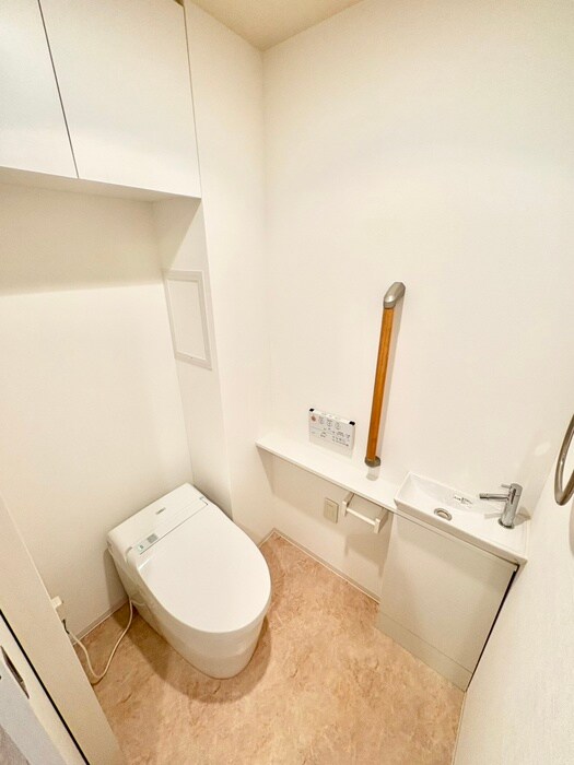 物件内観写真13　(トイレ)