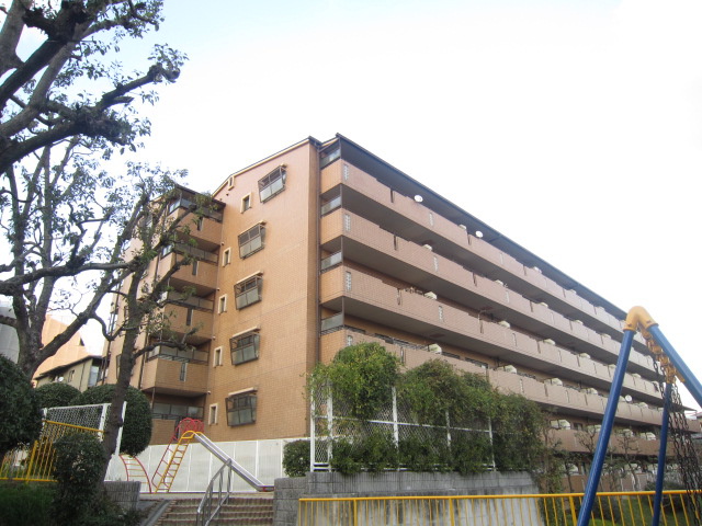 ﾗｲｵﾝｽﾞﾏﾝｼｮﾝ吹田新芦屋(４０４)