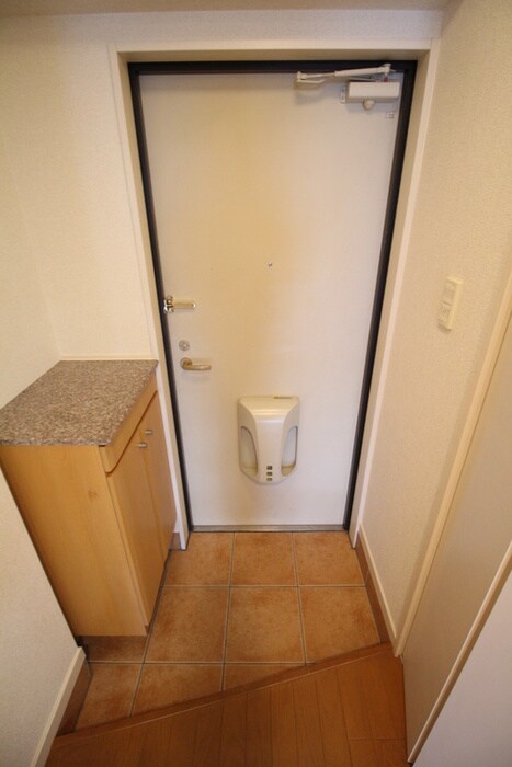 物件内観写真15　(玄関)
