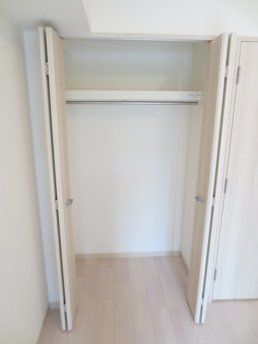 物件内観写真13　(収納)