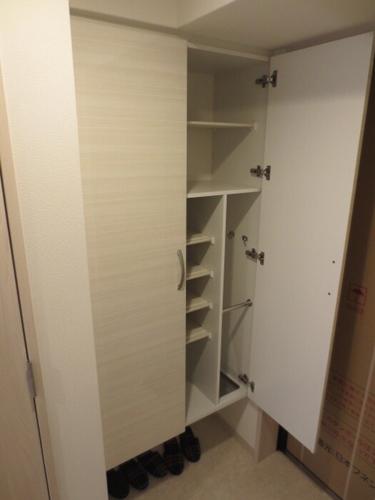 物件内観写真14　(靴箱)