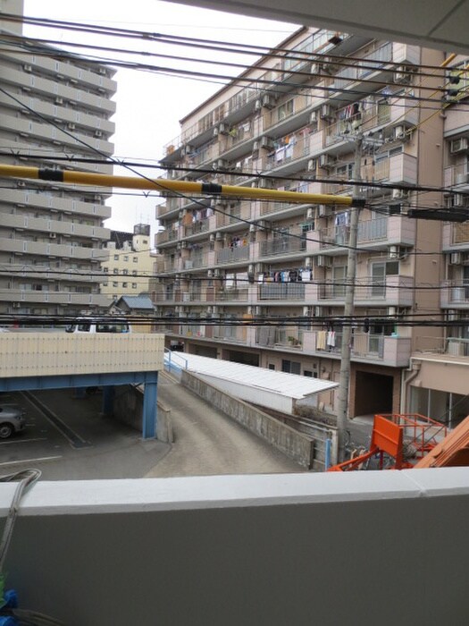 物件内観写真17　(室内からの展望)