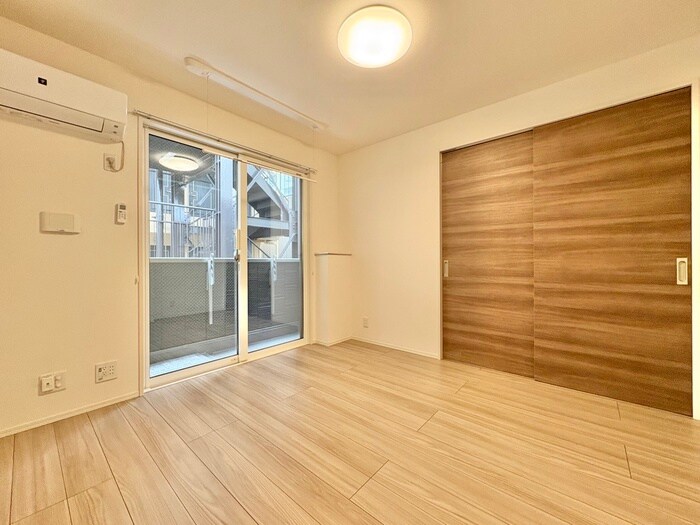 物件内観写真7　(居室)