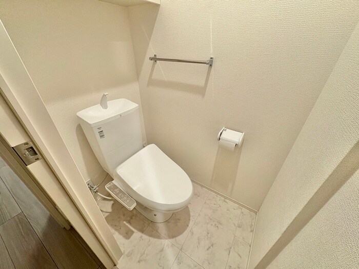 物件内観写真11　(トイレ)