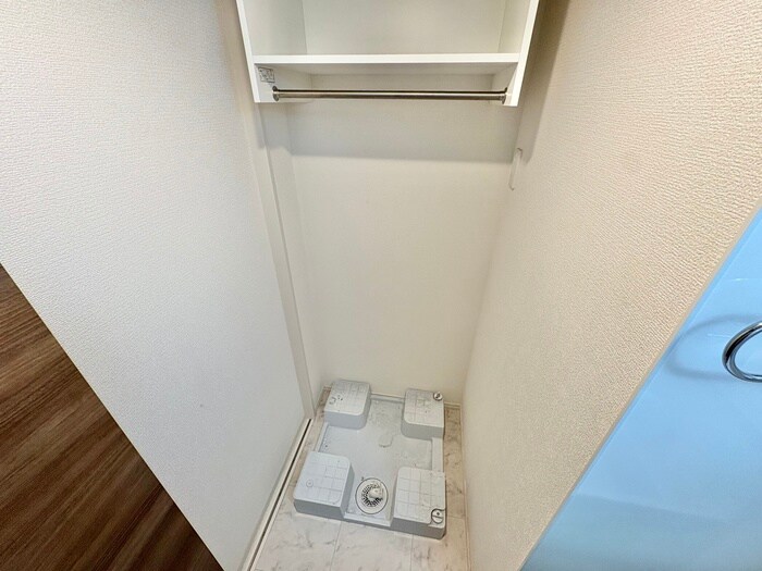 物件内観写真13　(洗濯機置場)