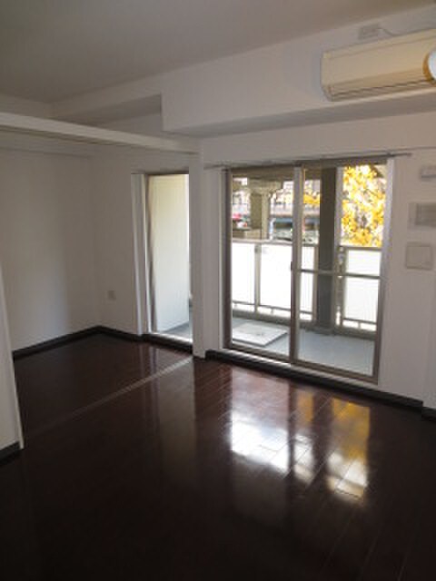 物件内観写真13　(居室)