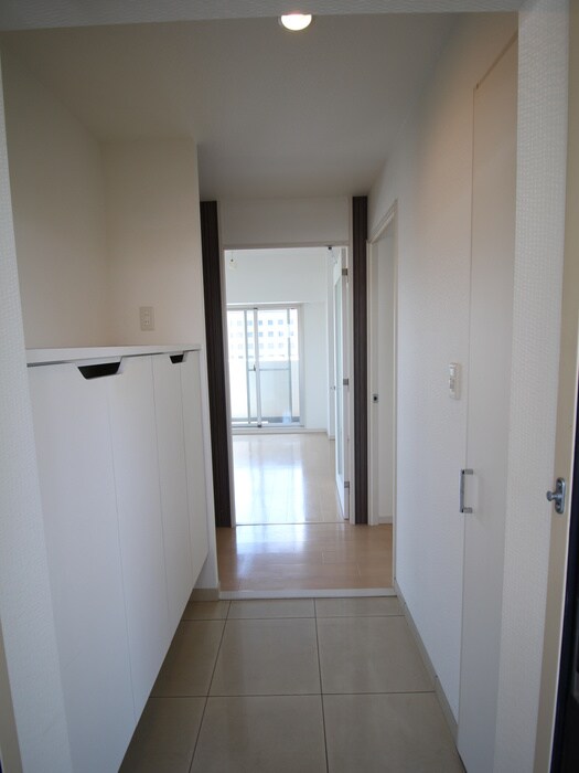 物件内観写真17　(廊下)