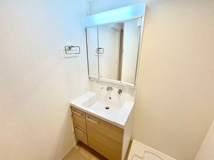 物件内観写真12　(洗面)