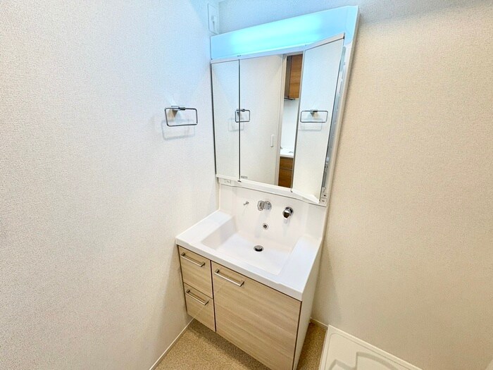 物件内観写真13　(洗面)