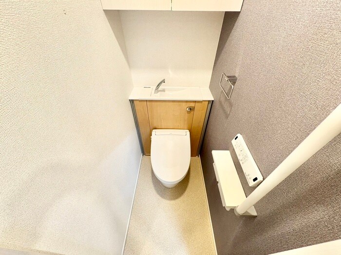 物件内観写真15　(トイレ)