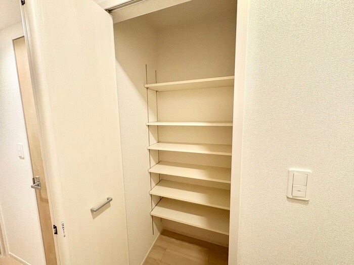 物件内観写真17　(靴箱)