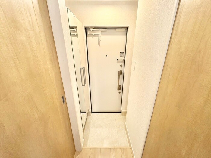 物件内観写真17　(玄関)