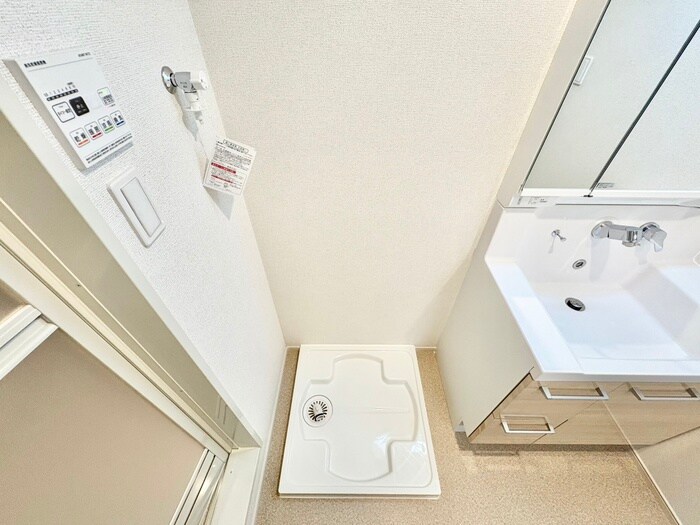 物件内観写真19　(洗濯機置場)