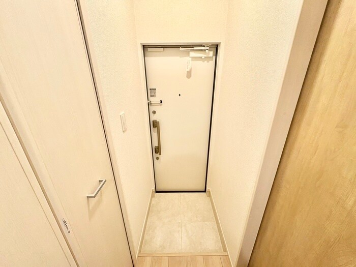 物件内観写真19　(玄関)
