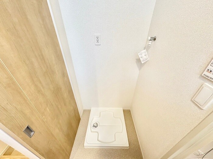 物件内観写真20　(洗濯機置場)
