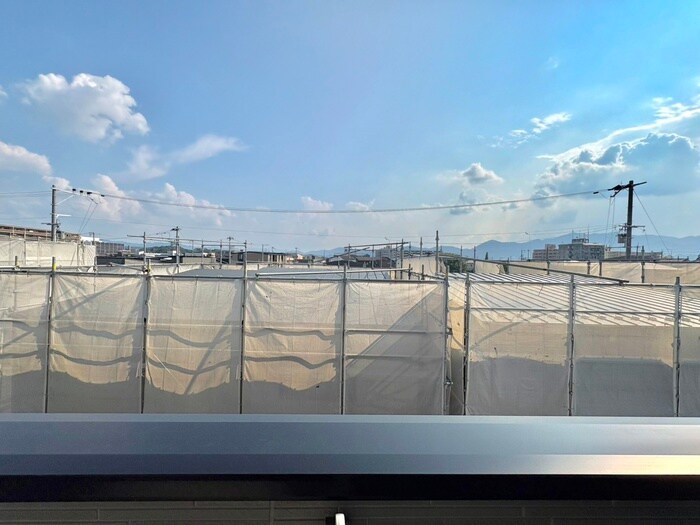 物件内観写真20　(室内からの展望)