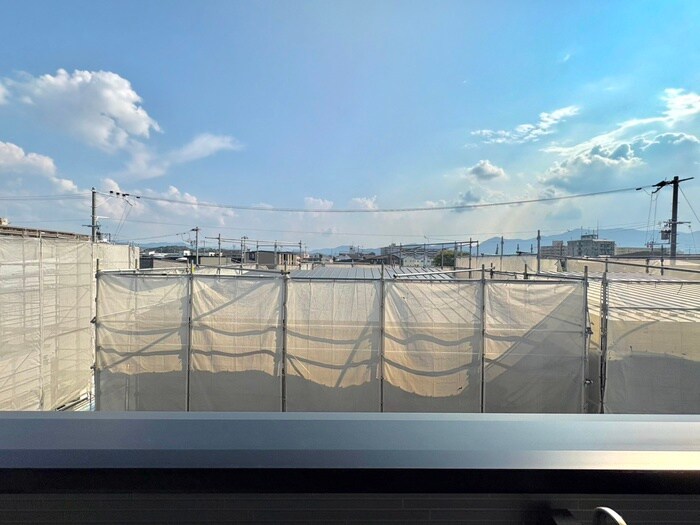 物件内観写真21　(室内からの展望)