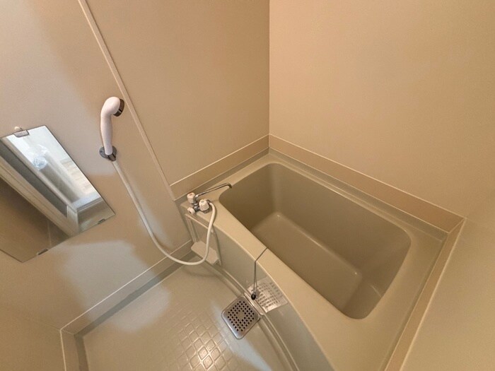 メゾンドール東条のバス