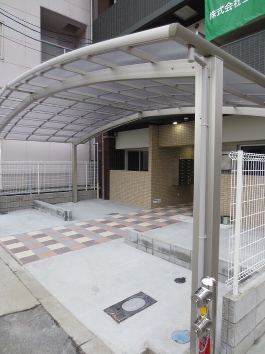 物件外観写真5　(駐輪場)