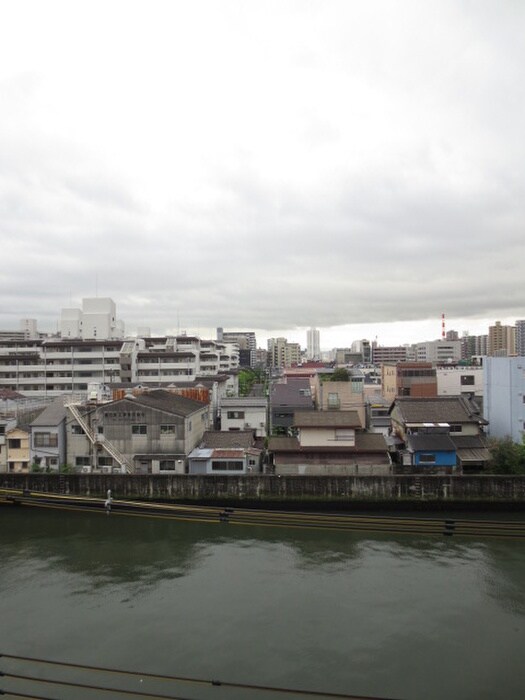 物件内観写真22　(室内からの展望)