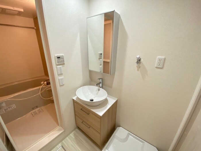 物件内観写真13　(洗面)