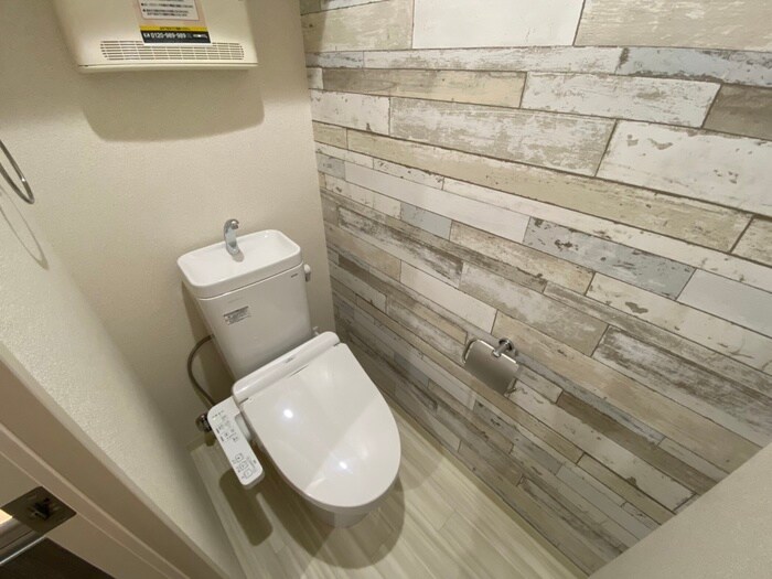 物件内観写真15　(トイレ)