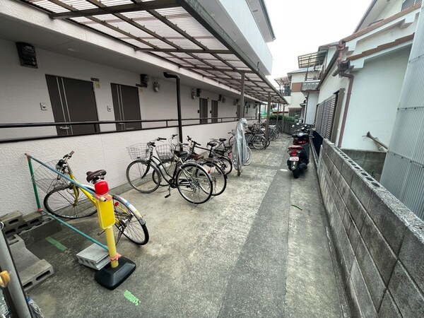 駐輪場