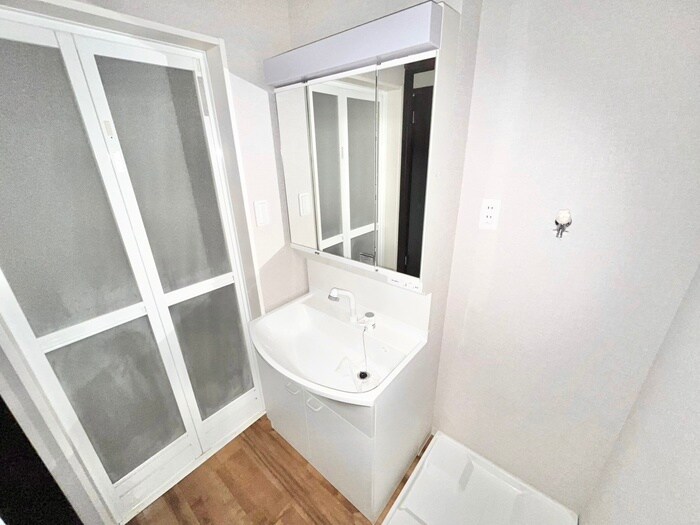物件内観写真17　(洗面)