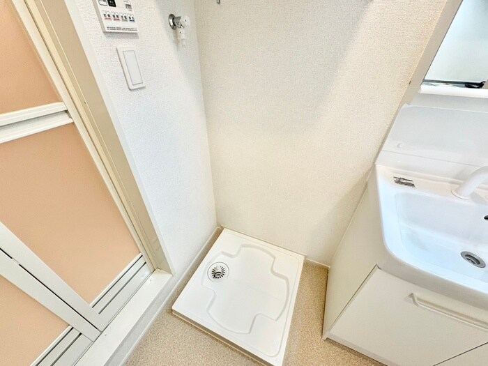 物件内観写真19　(洗濯機置場)