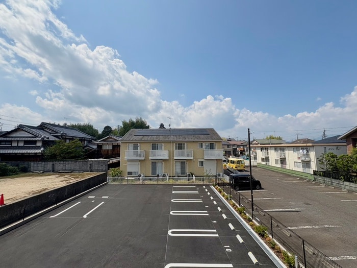 物件内観写真21　(室内からの展望)