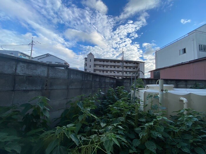 物件内観写真16　(室内からの展望)