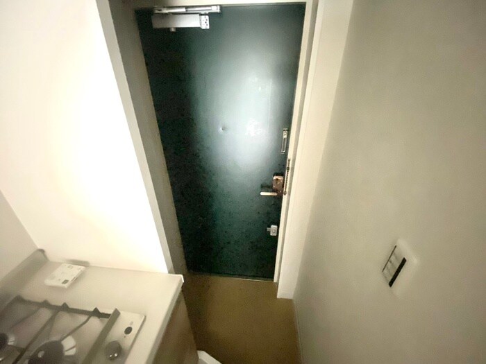 物件内観写真17　(玄関)