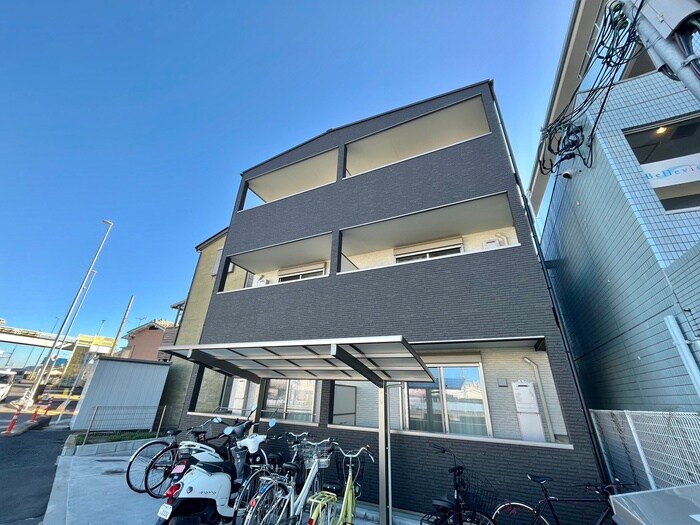 物件外観写真2　(外観写真)