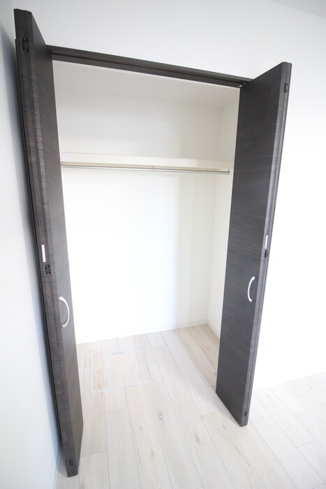 物件内観写真10　(収納)