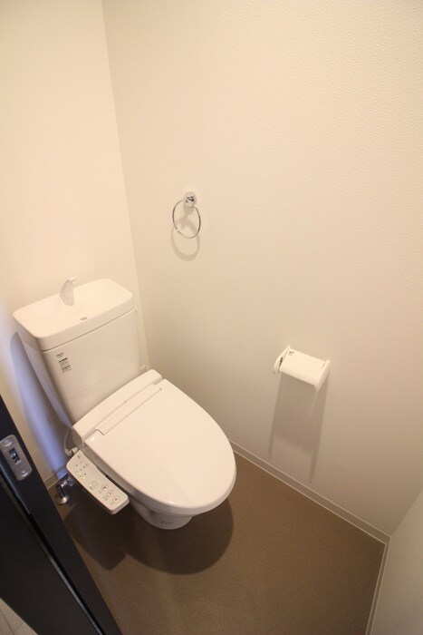 物件内観写真11　(トイレ)