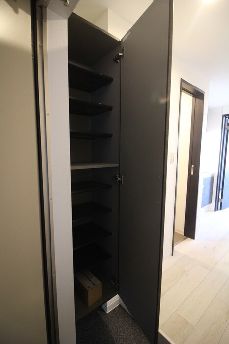 物件内観写真15　(靴箱)