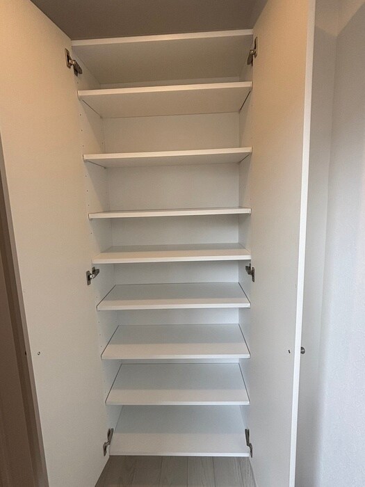 物件内観写真8　(靴箱)