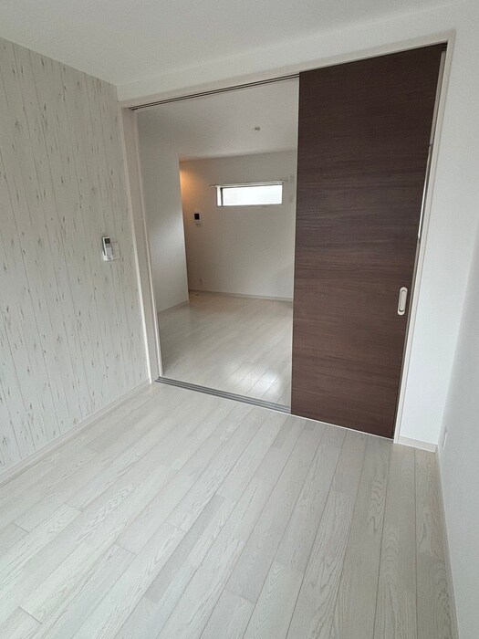 物件内観写真21　(居室)